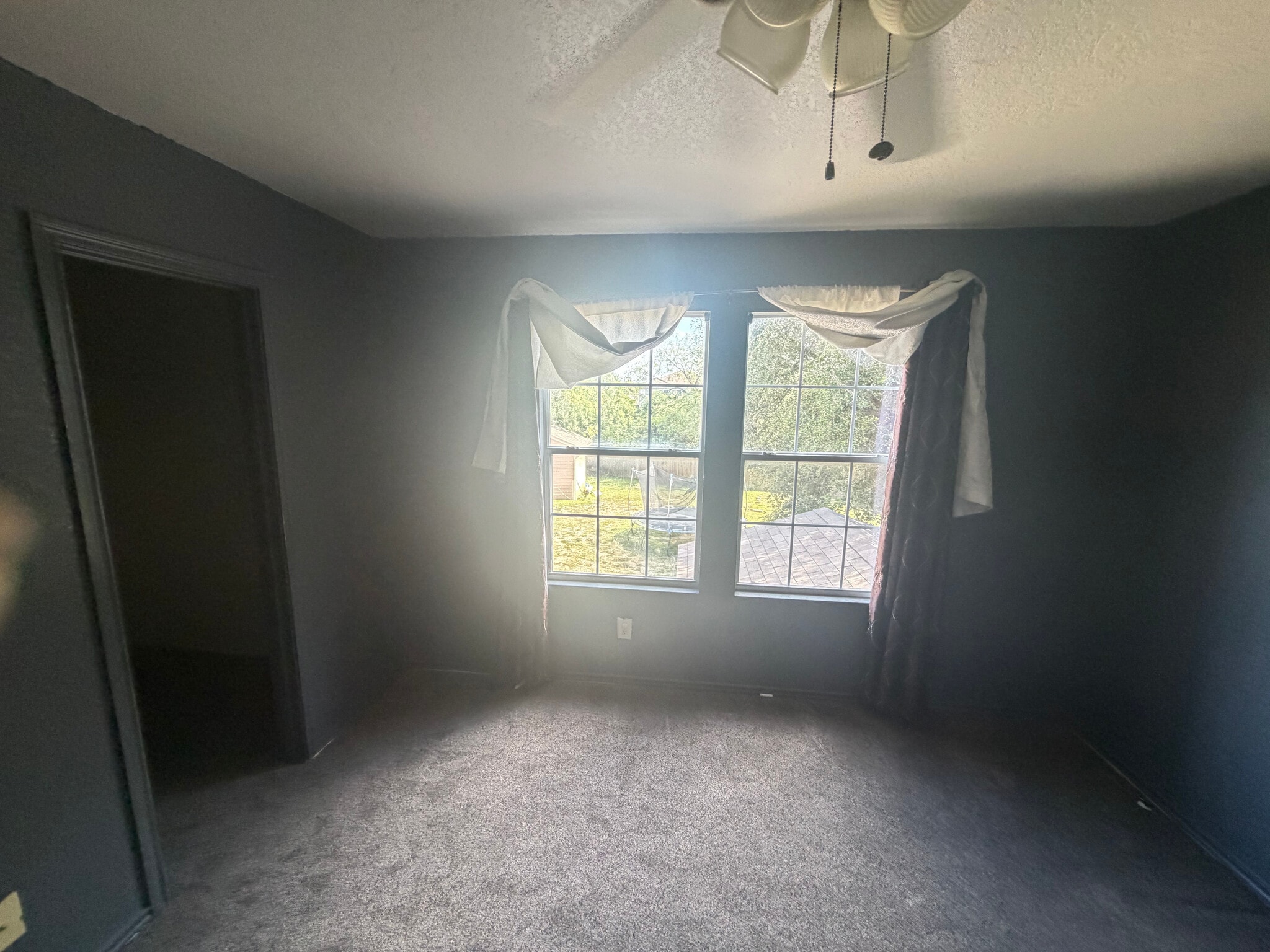 Building Photo - Room in House on Magnolia Grove