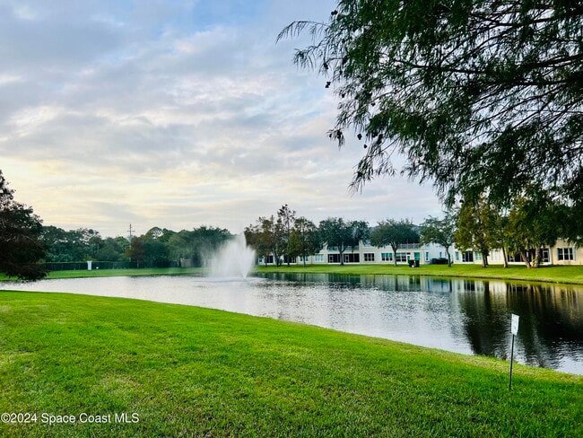 Building Photo - 1368 Hampton Park Ln