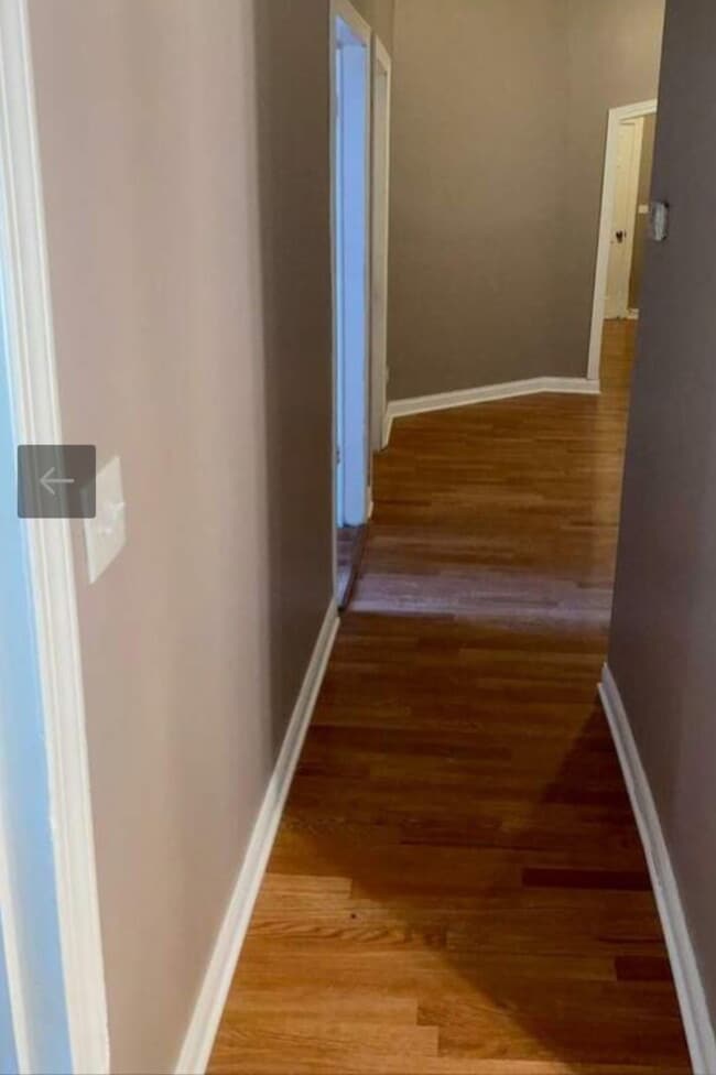 Building Photo - 5918 S Calumet Ave