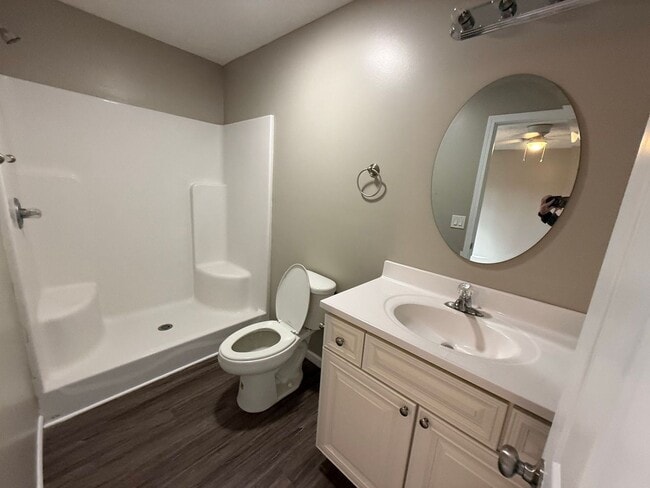 Building Photo - 3 bedroom 2 bath Single Family Home White Pine, TN