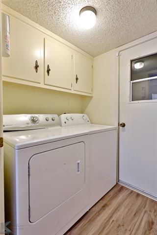 Building Photo - 2810 Arrowhead Dr