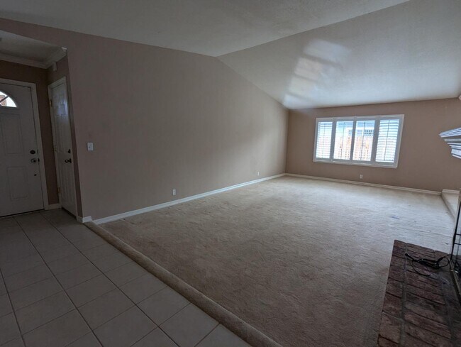 Building Photo - 3215 Vallejo Pl
