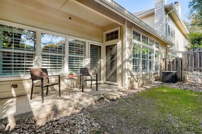 Building Photo - 10300 Morado Cove