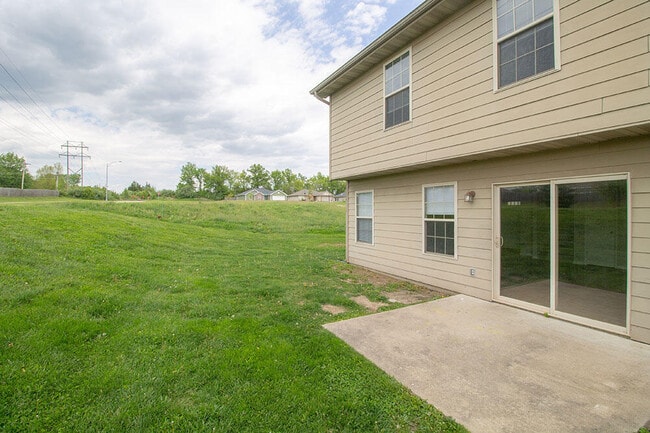 Building Photo - 5307 Silver Mill Dr