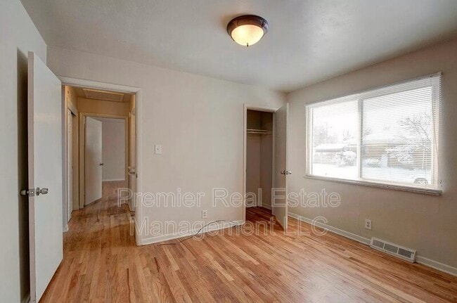 Building Photo - 3600 Locust St