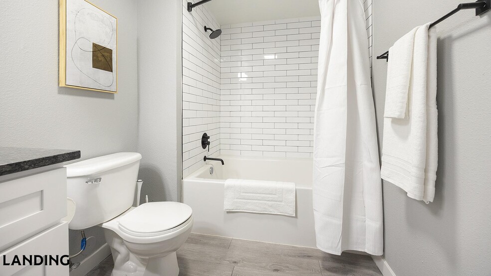 Building Photo - 901 Colorado Blvd