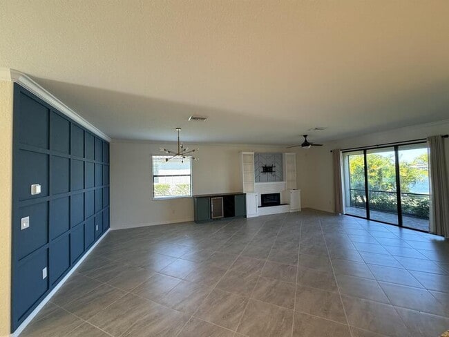 Building Photo - 6524 Clairborne Ln