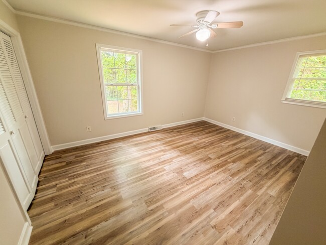 Building Photo - 309 Verner Dr