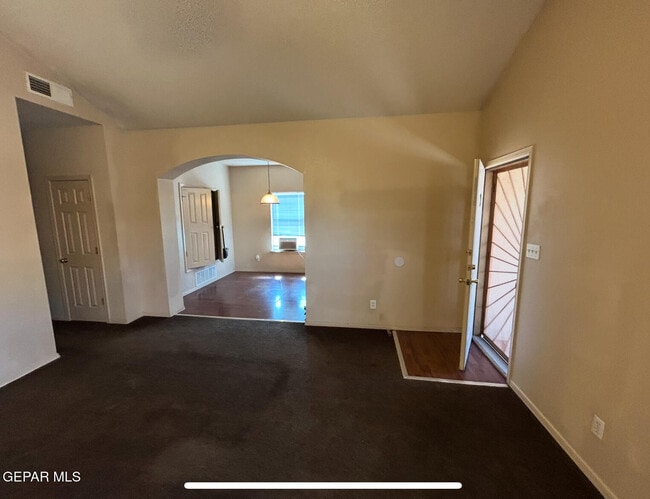 Building Photo - 1722 E Rio Grande Ave