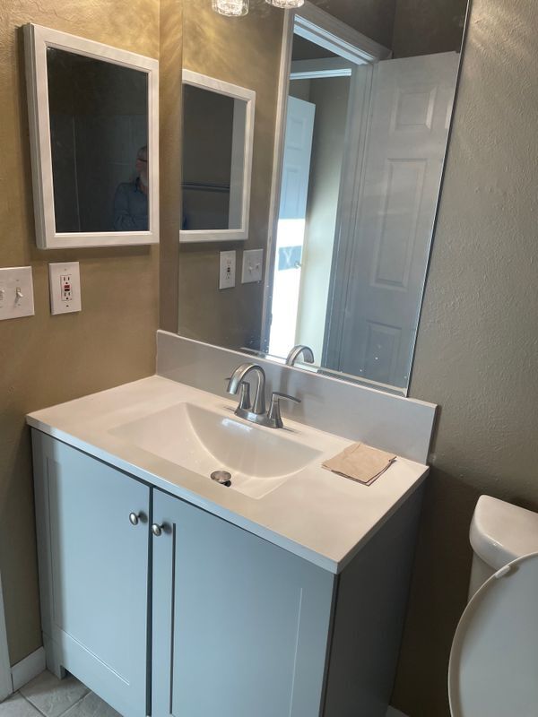 Building Photo - 18757 E Hawaii Dr