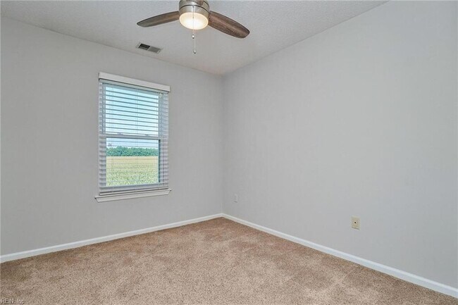 Building Photo - 3305 Fayette Dr