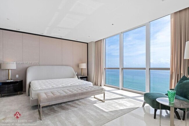 Building Photo - 17749 Collins Ave