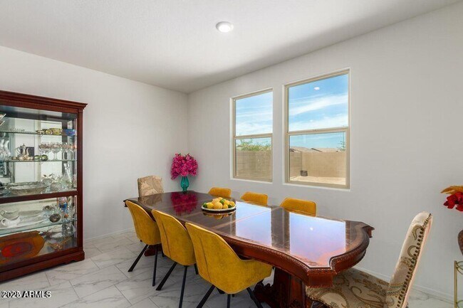 Building Photo - 40838 W Somers Dr