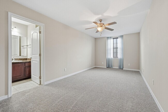 Building Photo - 1949 Mooring Dr