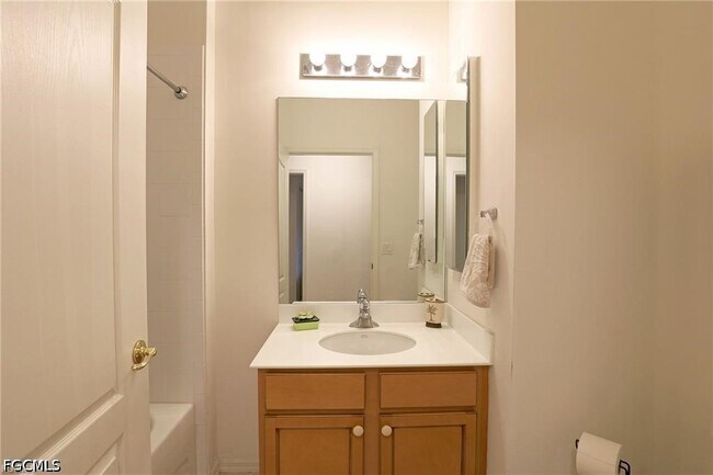 Building Photo - 13225 Silver Thorn Loop
