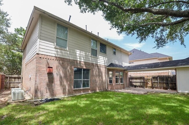 Building Photo - 2515 Lansing Cir