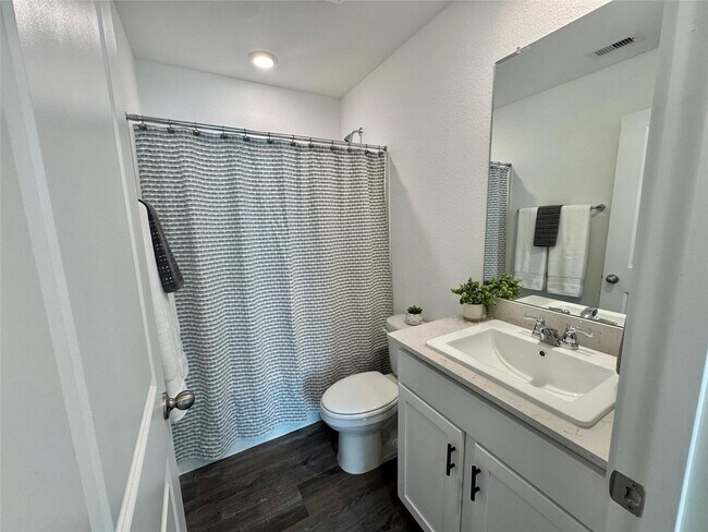 Building Photo - 40821 Hawthorne Glades St