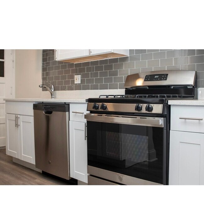 Building Photo - 1251 W Henderson St