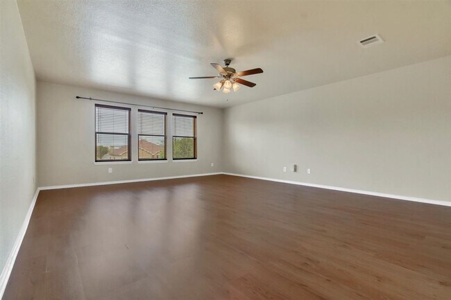 Building Photo - 1609 Bayland St