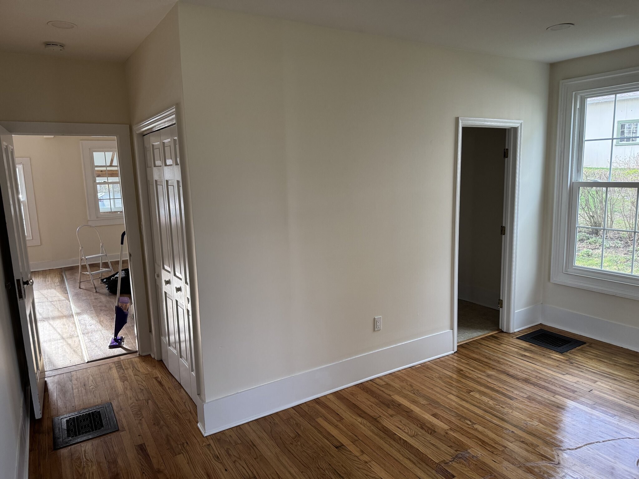 Building Photo - 4925 NY-22