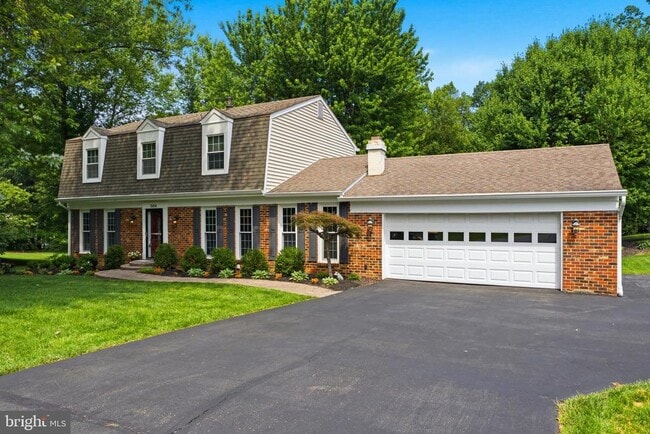 Building Photo - 11414 Bronzedale Dr