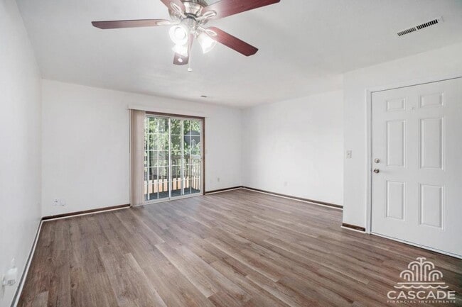 Primary Photo - 205 Barr Rd