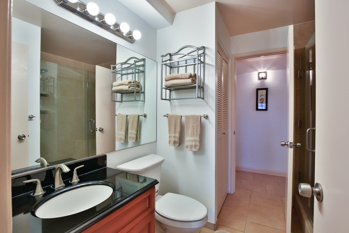Bathroom - 1778 Ala Moana Blvd