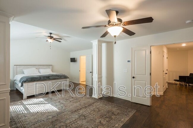 Building Photo - 2662 Stonekey Bend