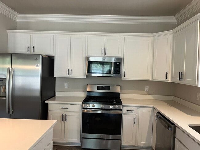 Building Photo - 311 Florio Ct