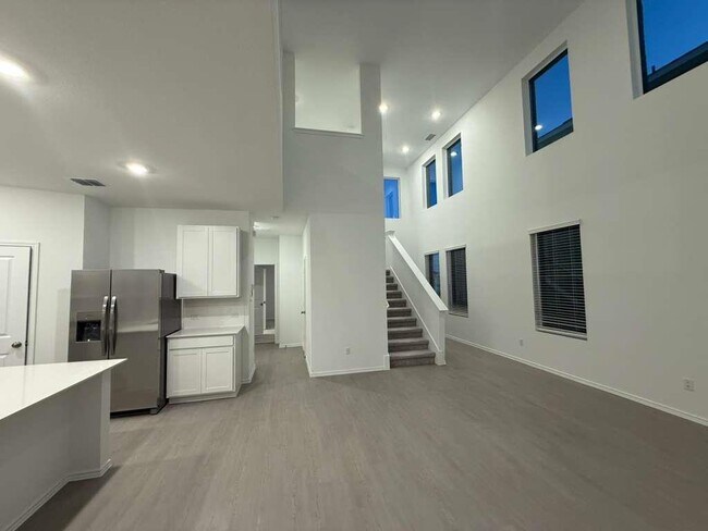 Building Photo - 17702 Sage Thrasher Dr