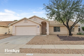Building Photo - 9550 E Caldwell Dr