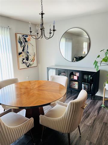 Building Photo - 1308 Divine Dr