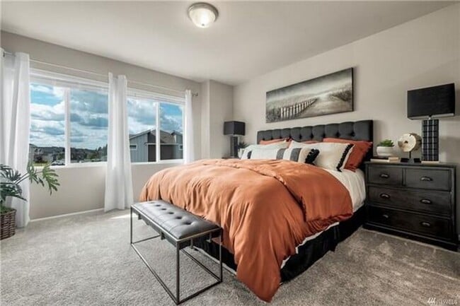 Building Photo - Sunrise TOWN HOME 2BDR 2.5BATH W/ 2 CAR GA...