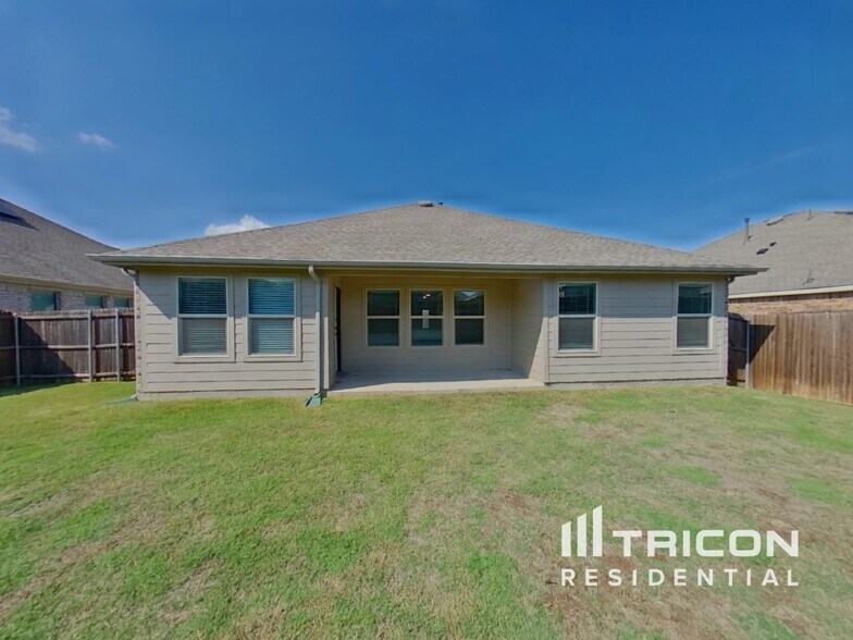 Building Photo - 791 Bayberry Ln