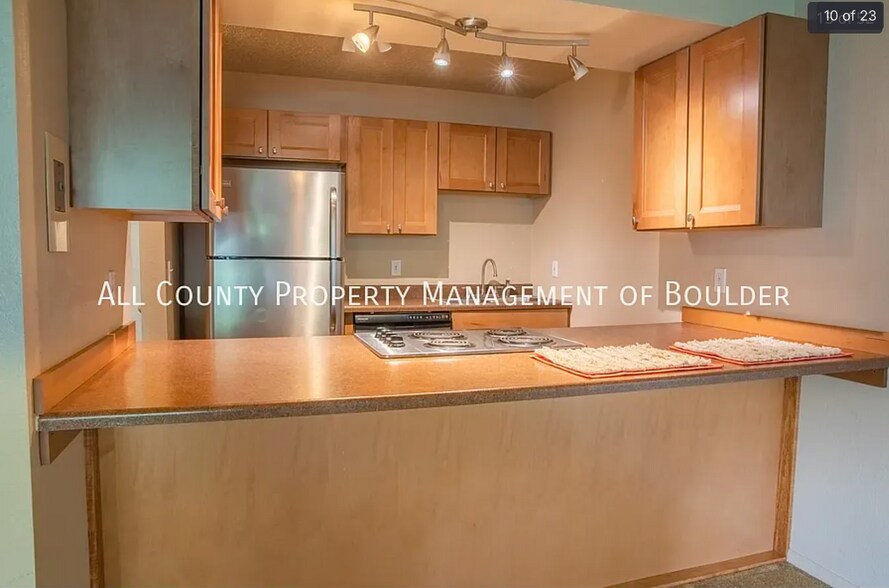 Building Photo - 2707 Valmont Rd
