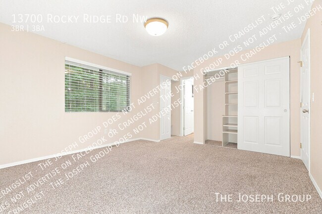 Building Photo - 13700 Rocky Ridge Rd NW