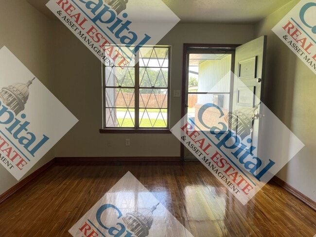 Building Photo - Welcome Home!