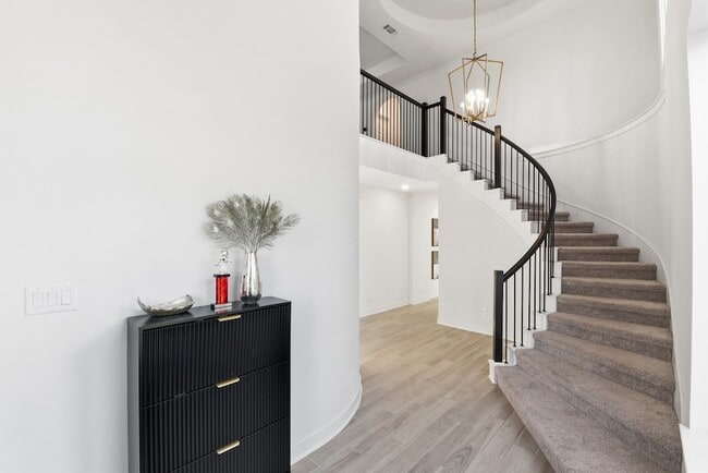 Building Photo - 7031 Snow Finch Ln