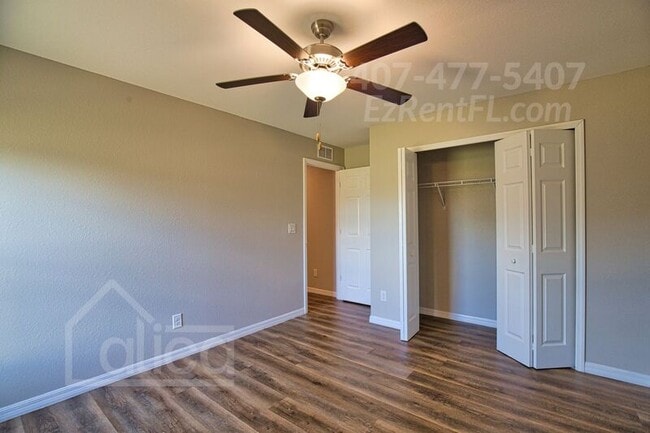 Building Photo - 2905 3rd St SW