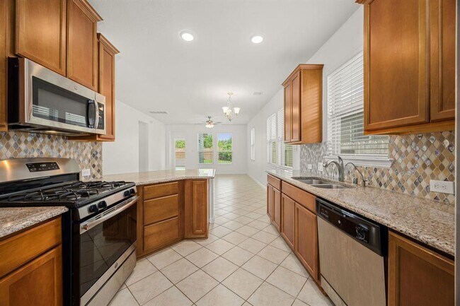 Building Photo - 7930 Tindarey Maple Trace