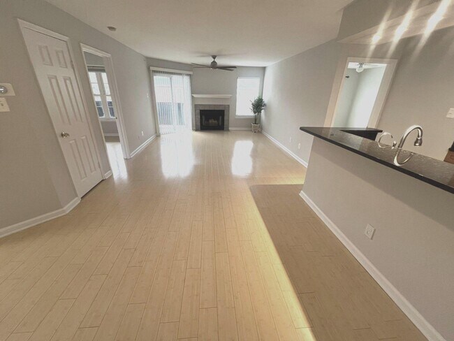 Building Photo - 3313 Wyndham Cir
