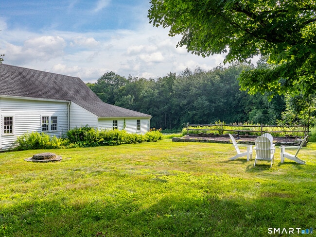 Building Photo - 103 Litchfield Rd
