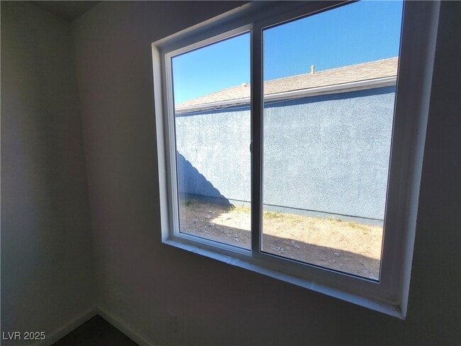 Building Photo - 7324 Empress Dr