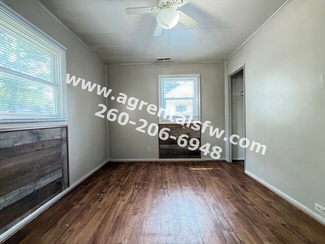 Building Photo - Charming 2-Bedroom Ranch for Rent- Section...