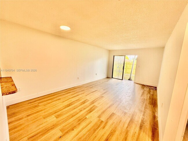 Building Photo - 617 NW 10th St