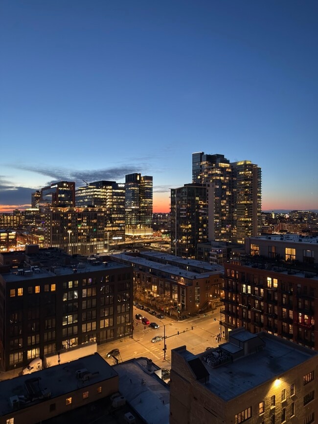 Building Photo - 200 N Jefferson St