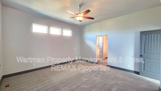 Building Photo - 10250 Hewlett's Gulch Ct