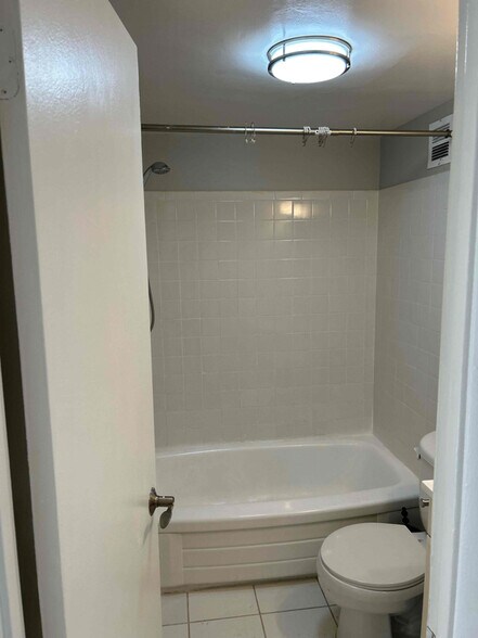 Building Photo - 4 S Van Dorn St