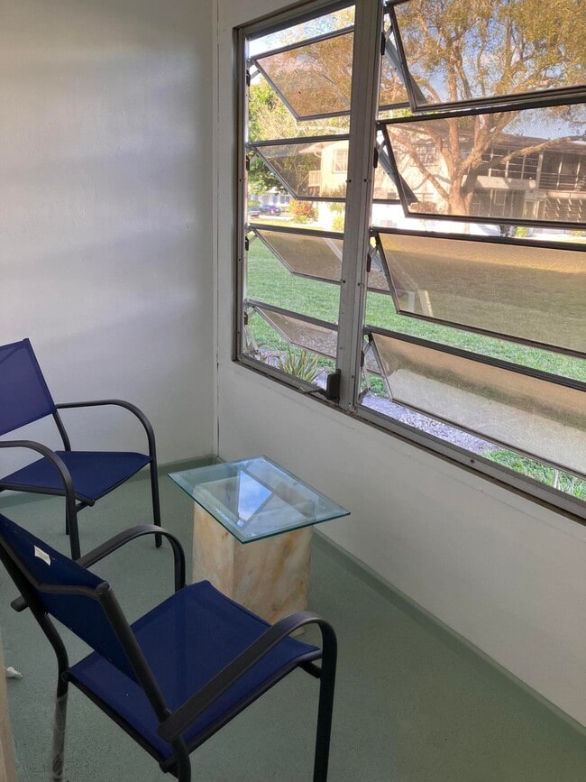 Building Photo - 130 Northampton G