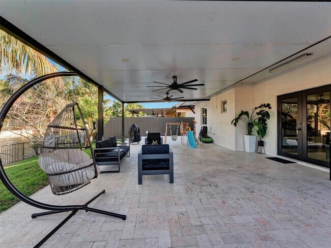 Building Photo - 19901 NW 77th Ct